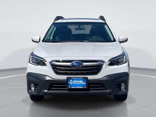 Crystal White Pearl 2022 Subaru Outback Premium