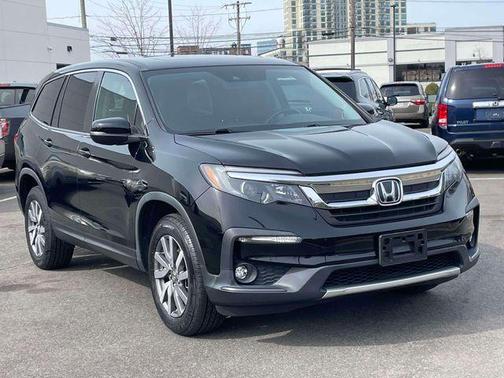 Crystal Black Pearl 2019 Honda Pilot EX-L