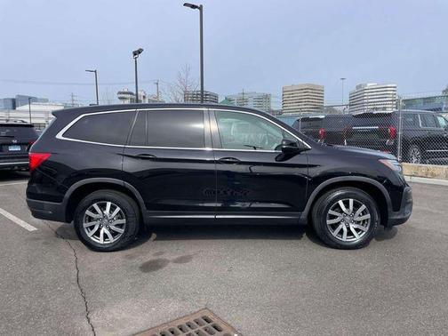 Crystal Black Pearl 2019 Honda Pilot EX-L