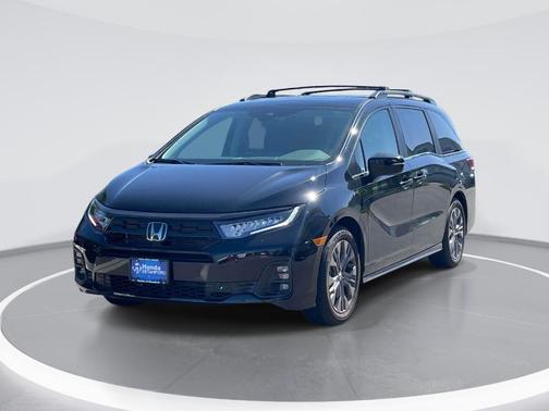 Crystal Black Pearl 2026 Honda Odyssey Touring