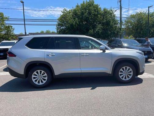 Celestial Silver Metallic 2025 Toyota Grand Highlander XLE