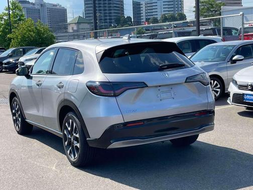 Solar Silver Metallic 2026 Honda HR-V EX-L