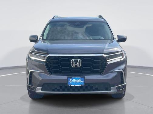 Modern Steel Metallic 2023 Honda Pilot Elite