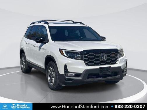 Platinum White Pearl 2023 Honda Passport TrailSport