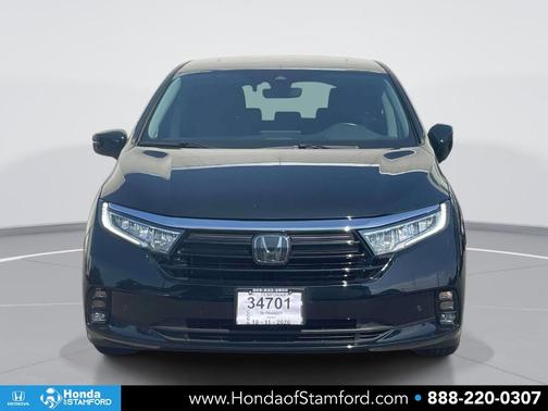Crystal Black Pearl 2024 Honda Odyssey Touring
