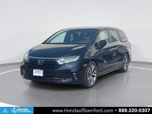 Crystal Black Pearl 2024 Honda Odyssey Touring