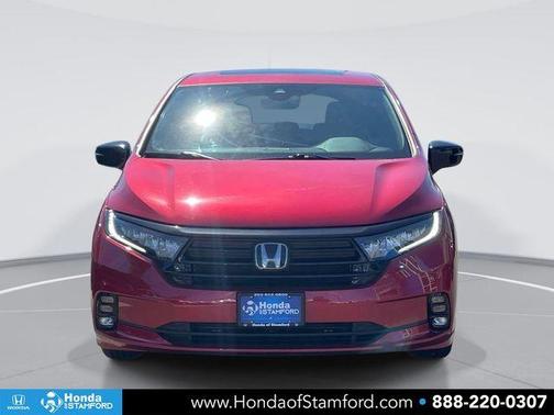 Radiant Red Metallic II 2023 Honda Odyssey Sport