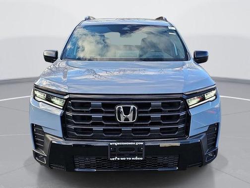 Solar Silver Metallic 2026 Honda Pilot Sport