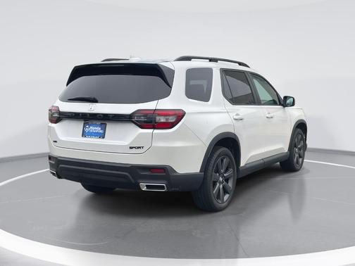 2023 Honda Pilot Sport
