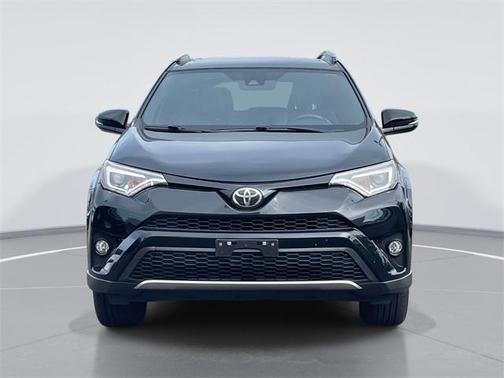 2018 Toyota RAV4 SE