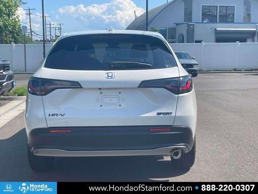 Platinum White Pearl 2026 Honda HR-V Sport