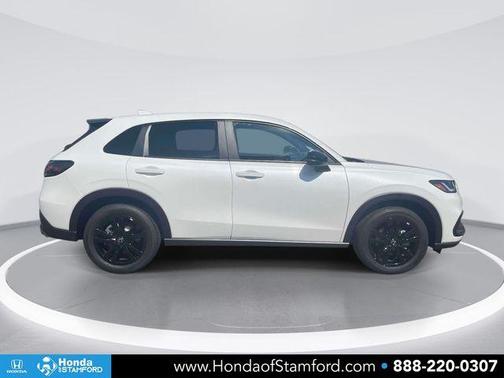 Platinum White Pearl 2026 Honda HR-V Sport