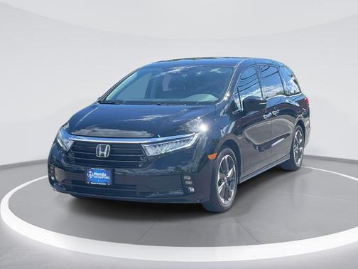 Crystal Black Pearl 2023 Honda Odyssey Elite