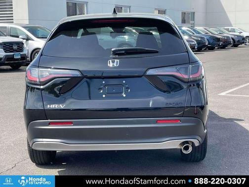 Crystal Black Pearl 2025 Honda HR-V Sport