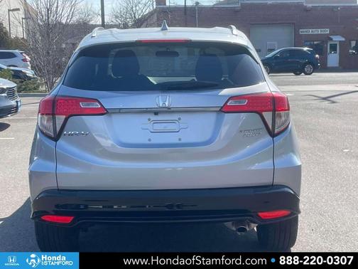 Lunar Silver Metallic 2022 Honda HR-V Sport
