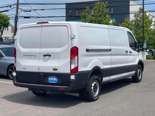 Oxford White 2021 Ford Transit-250 Base