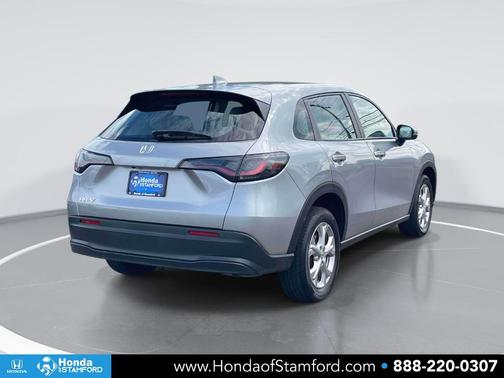 Lunar Silver Metallic 2024 Honda HR-V LX