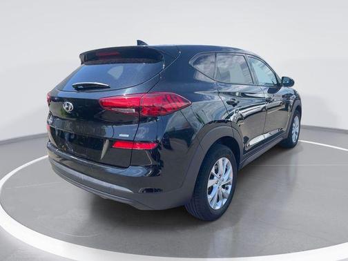 Black Noir Pearl 2021 Hyundai TUCSON SE