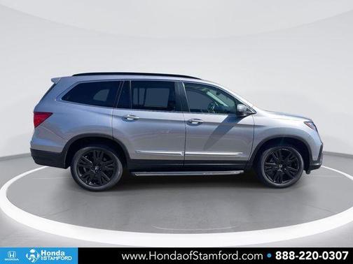 Lunar Silver Metallic 2022 Honda Pilot Special Edition