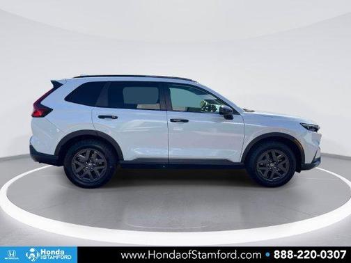 Platinum White Pearl 2026 Honda CR-V Hybrid TrailSport