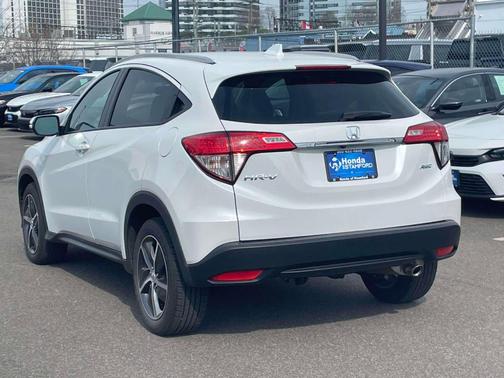 Platinum White Pearl 2022 Honda HR-V EX