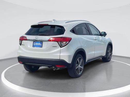 Platinum White Pearl 2022 Honda HR-V EX