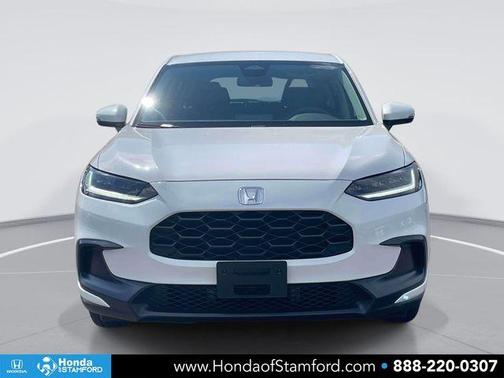 Platinum White Pearl 2025 Honda HR-V LX