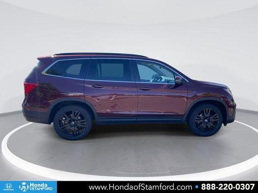 Deep Scarlet Pearl 2022 Honda Pilot Special Edition