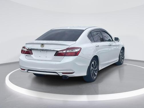 2017 Honda Accord EX