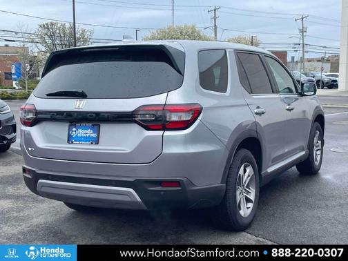Alabaster Silver Metallic 2025 Honda Pilot EX-L