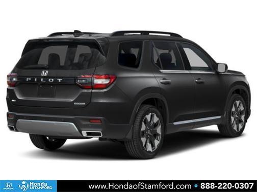 Crystal Black Pearl 2026 Honda Pilot Touring