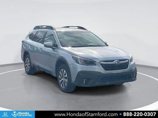 Ice Silver Metallic 2020 Subaru Outback Premium