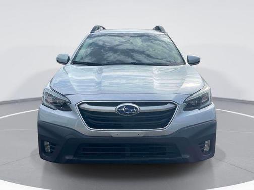 Ice Silver Metallic 2020 Subaru Outback Premium