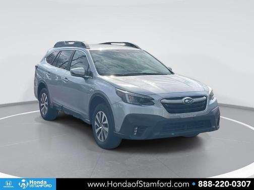 Ice Silver Metallic 2020 Subaru Outback Premium