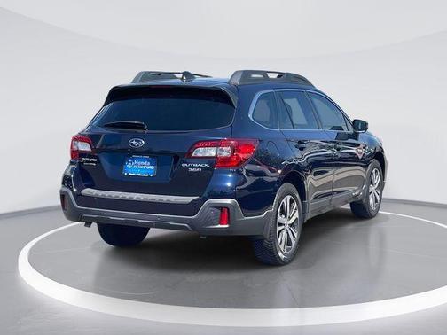 Dark Blue 2018 Subaru Outback 3.6R Limited