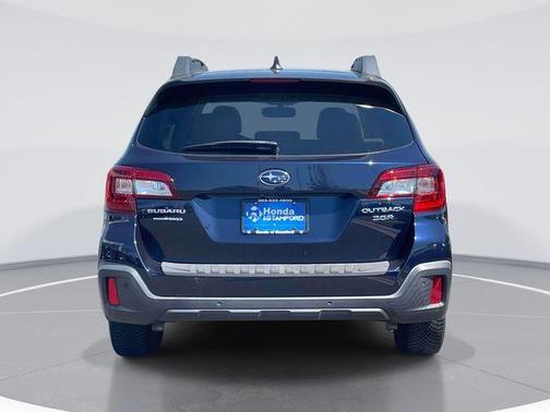 Dark Blue 2018 Subaru Outback 3.6R Limited