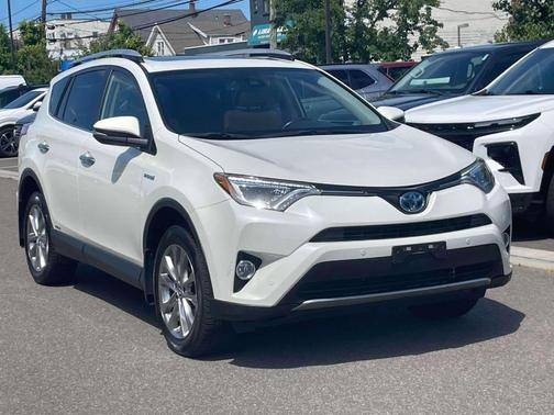 Blizzard Pearl 2016 Toyota RAV4 Hybrid Limited