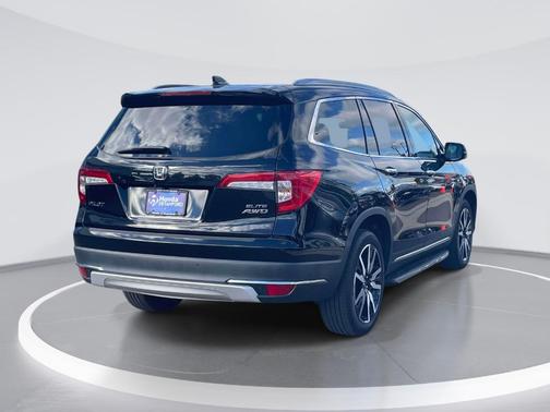 Black 2019 Honda Pilot Elite