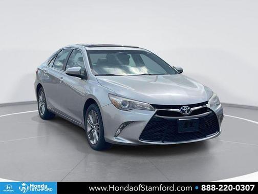 Celestial Silver Metallic 2017 Toyota Camry SE