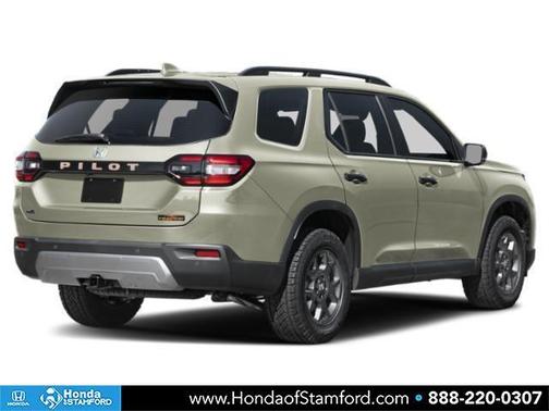 Crystal Black Pearl 2026 Honda Pilot TrailSport