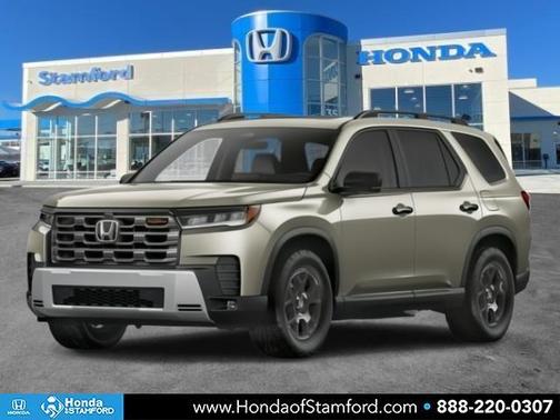 Crystal Black Pearl 2026 Honda Pilot TrailSport
