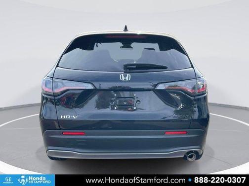 Crystal Black Pearl 2025 Honda HR-V Sport