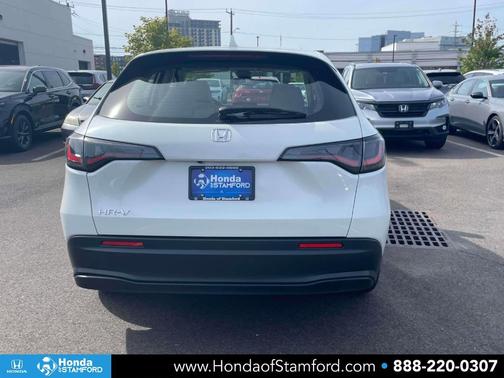 2023 Honda HR-V LX