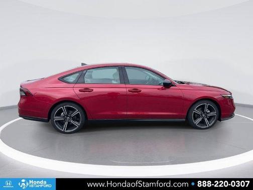 Radiant Red Metallic 2026 Honda Accord SE