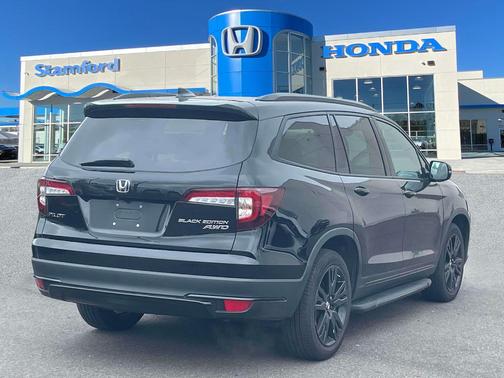 2021 Honda Pilot Black Edition