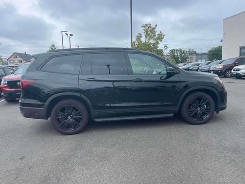2021 Honda Pilot Black Edition