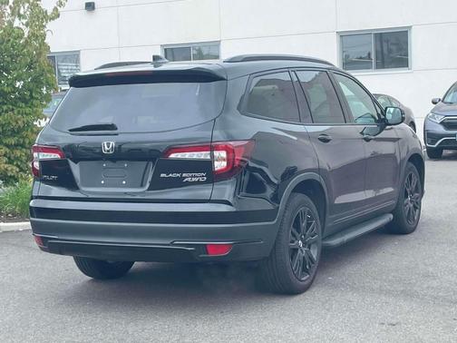 2021 Honda Pilot Black Edition