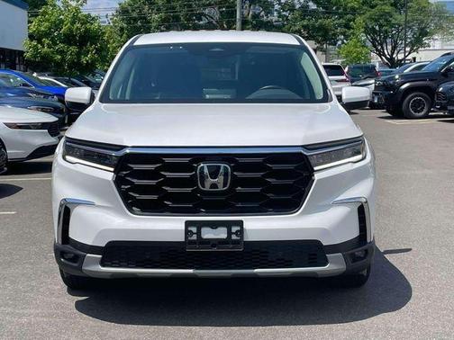 Platinum White 2024 Honda Pilot EX-L