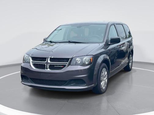 Granite Crystal Clearcoat Metallic 2018 Dodge Grand Caravan SE