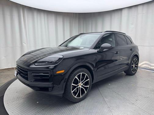 2024 Porsche Cayenne Base